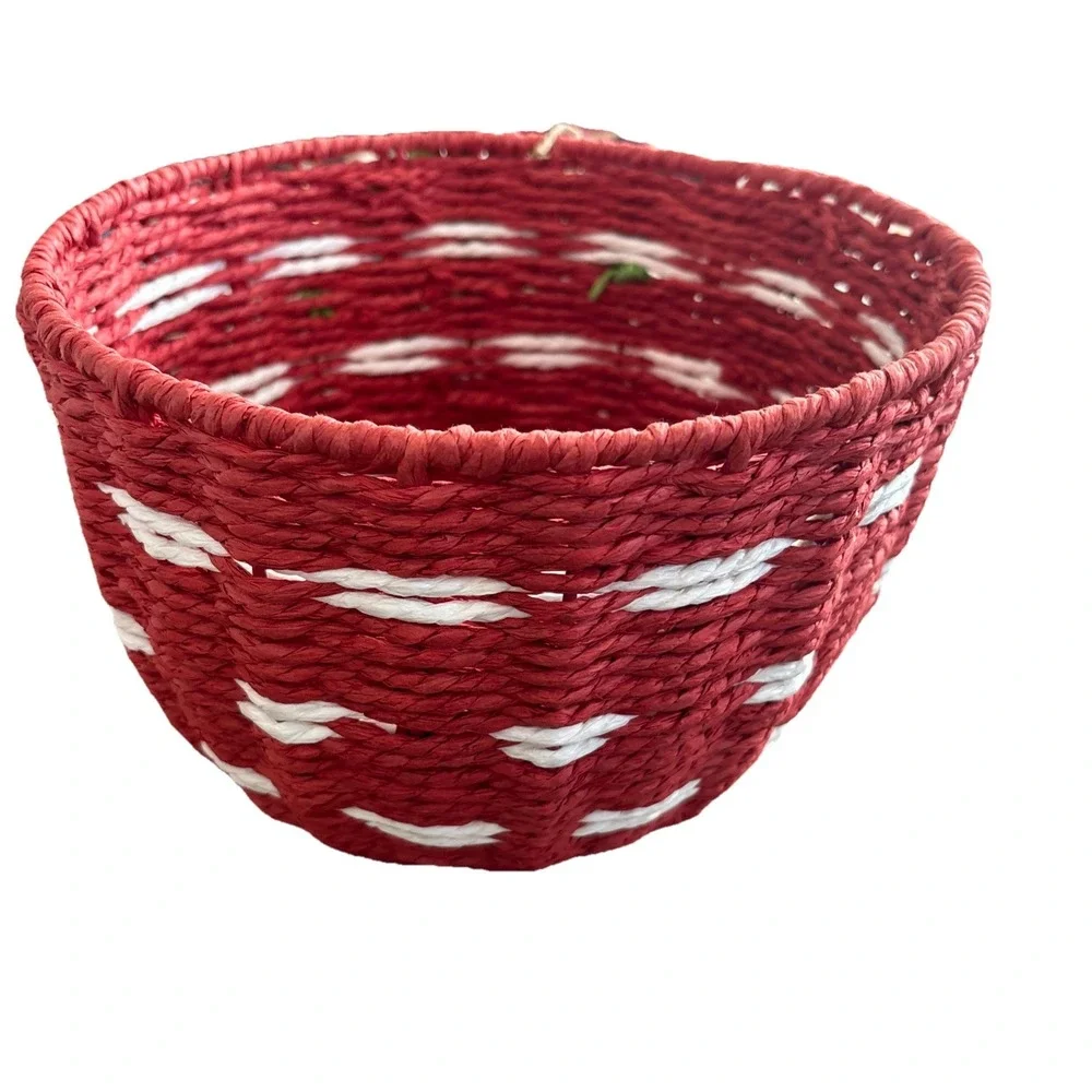 Red Round Wicker Basket W/ Leaves Top Opening 9.25